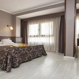 塔拉戈纳中心乌比斯住宿加早餐旅馆 塔拉戈纳