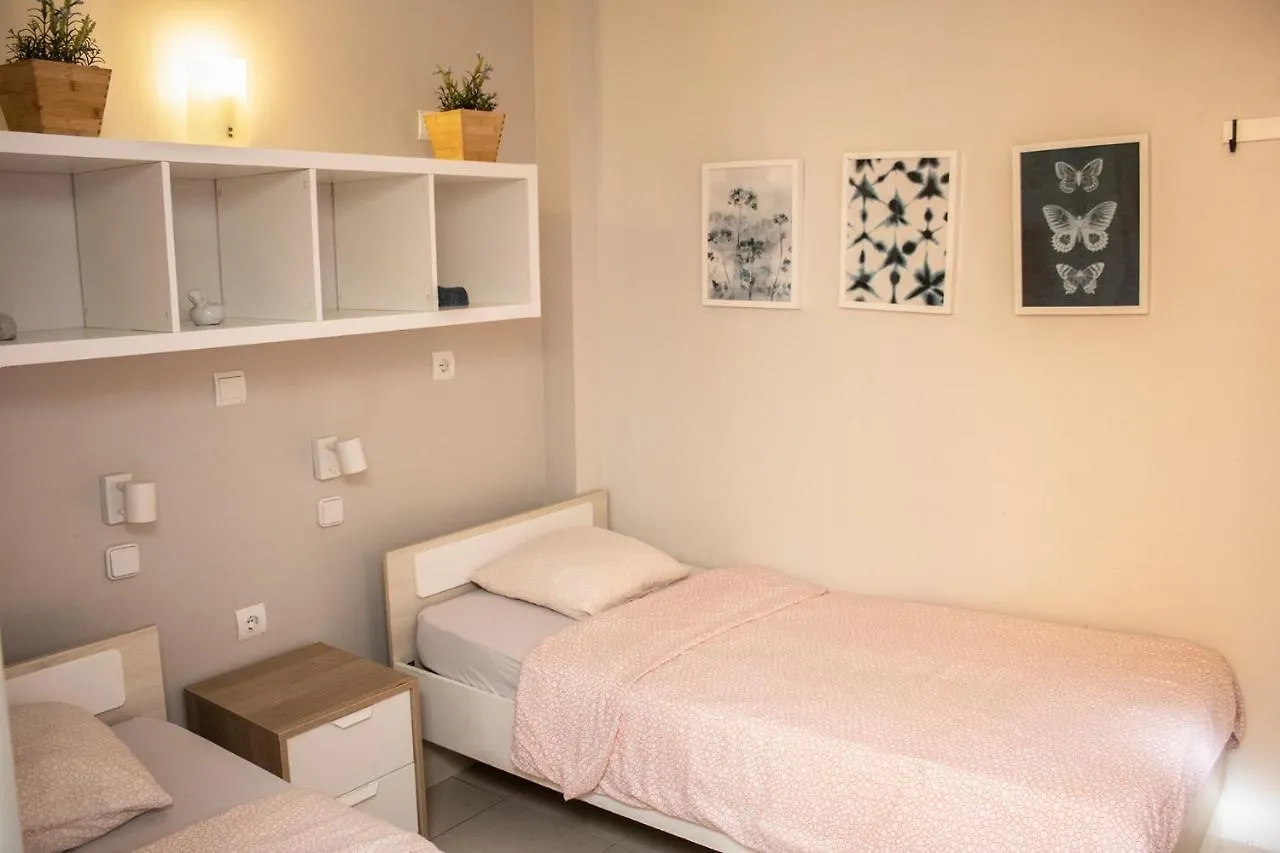 Vandrerhjem Onefam Sants Vandrehjem Barcelona Spanien
